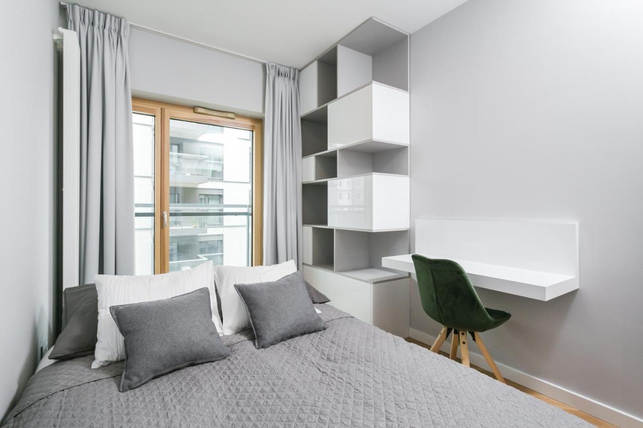 Luxury Apartments Mennica Residence - Golden Apartments - City Center Warsawa Bagian luar foto