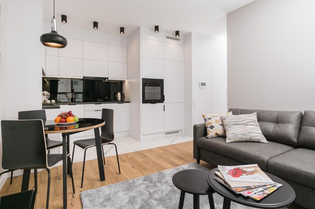 Luxury Apartments Mennica Residence - Golden Apartments - City Center Warsawa Bagian luar foto