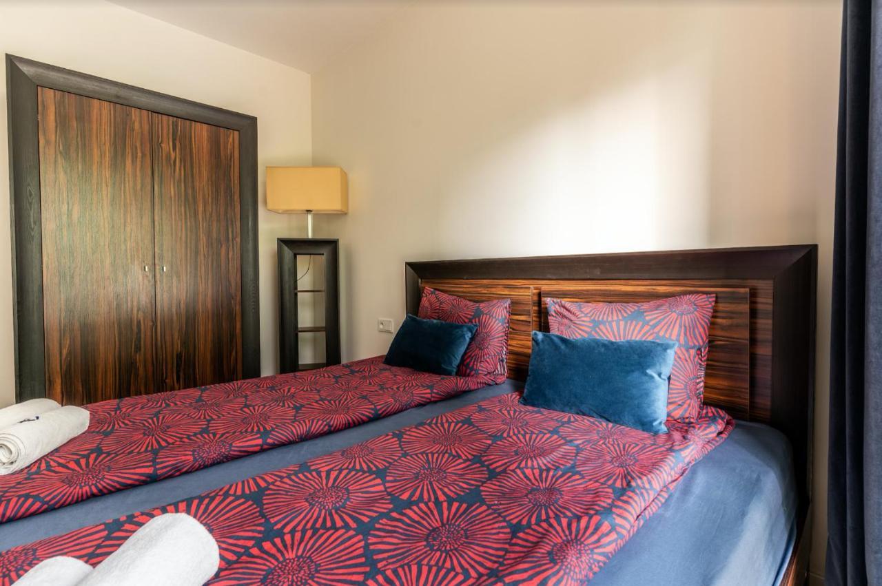 Luxury Apartments Mennica Residence - Golden Apartments - City Center Warsawa Bagian luar foto